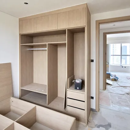 18mm blockboard interior joinery application showing fitted panels in residential installation