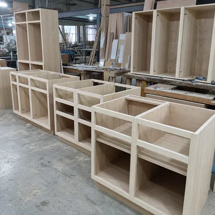 18mm blockboard kitchen cabinet boxes showing carcass construction with face frame