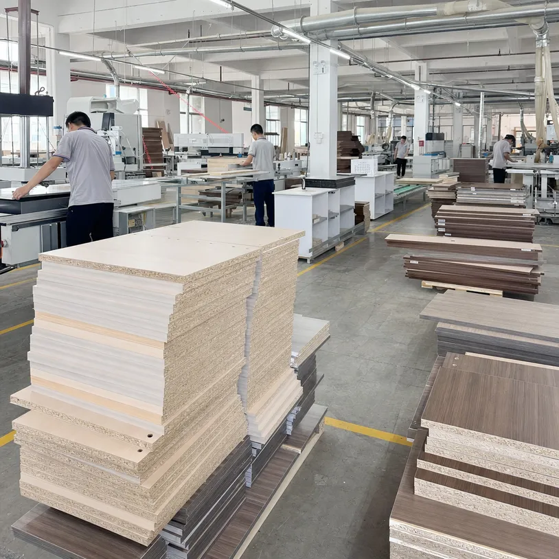 OEM furniture factory using blockboard as substrate for melamine-faced and veneer-faced cabinet components