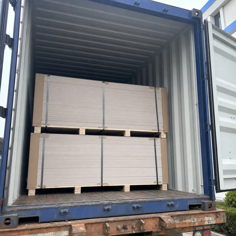 Melamine blockboard panels loaded in export container with steel banding and corner board protection