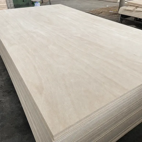 Poplar face veneer furniture plywood — light consistent grain for painted and melamine applications